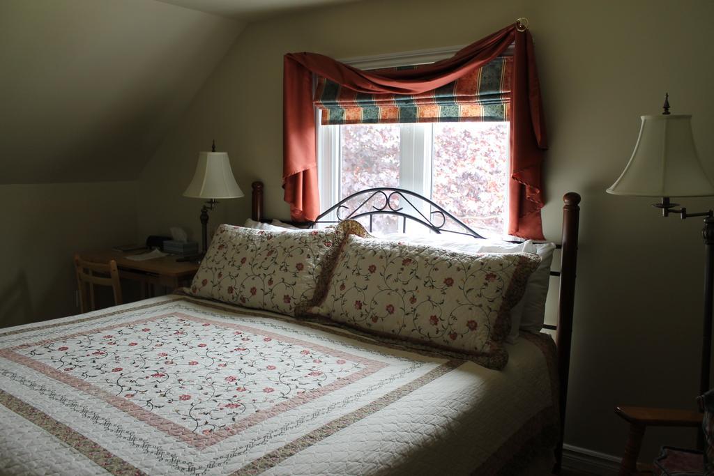 Mackenzie House B&B By Elevate Rooms Port Hawkesbury Oda fotoğraf