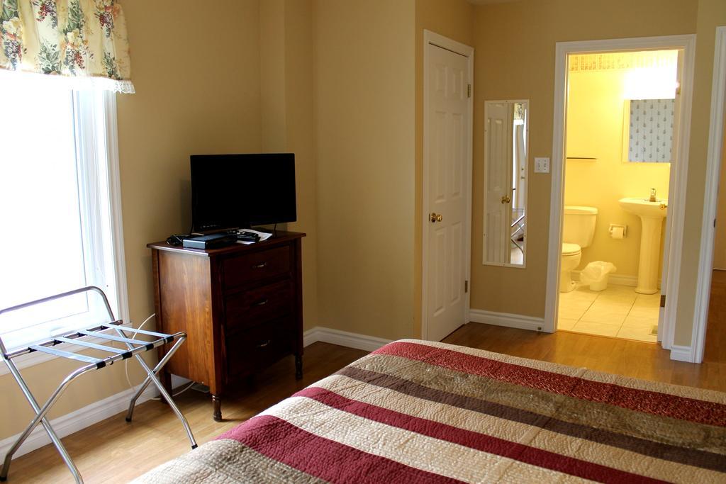 Mackenzie House B&B By Elevate Rooms Port Hawkesbury Oda fotoğraf