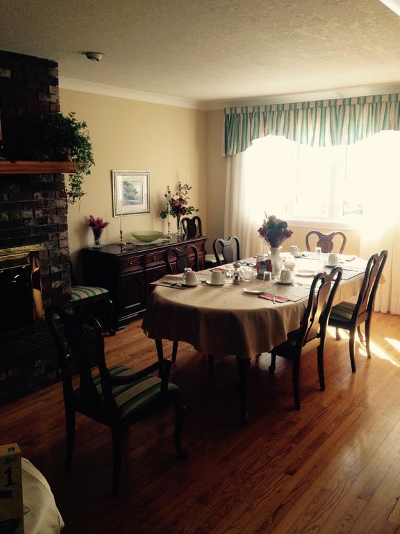 Mackenzie House B&B By Elevate Rooms Port Hawkesbury Dış mekan fotoğraf