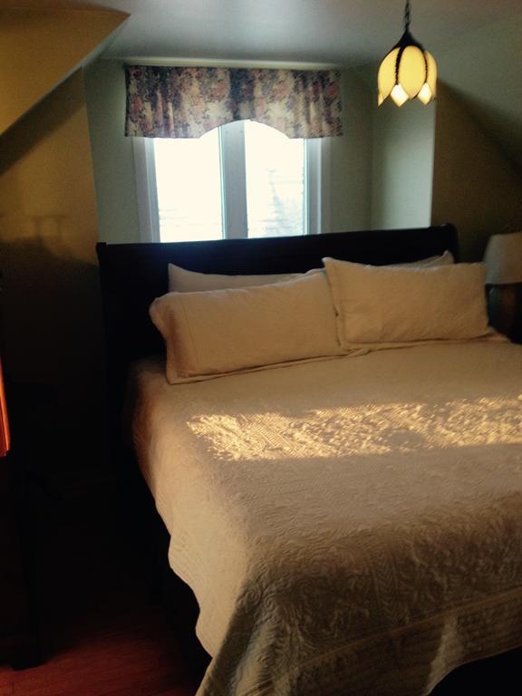 Mackenzie House B&B By Elevate Rooms Port Hawkesbury Dış mekan fotoğraf