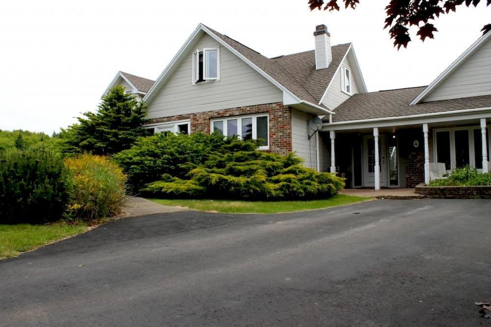 Mackenzie House B&B By Elevate Rooms Port Hawkesbury Dış mekan fotoğraf