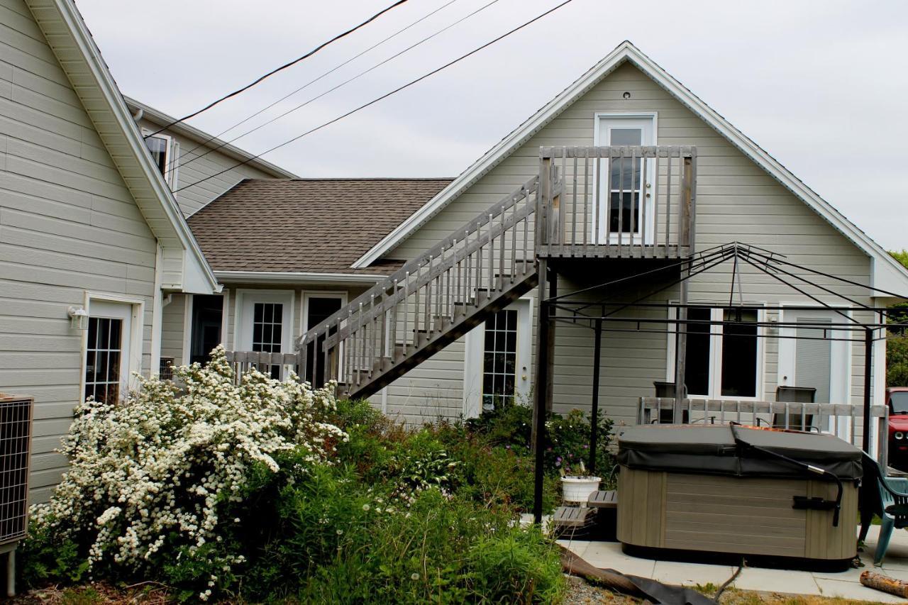 Mackenzie House B&B By Elevate Rooms Port Hawkesbury Dış mekan fotoğraf