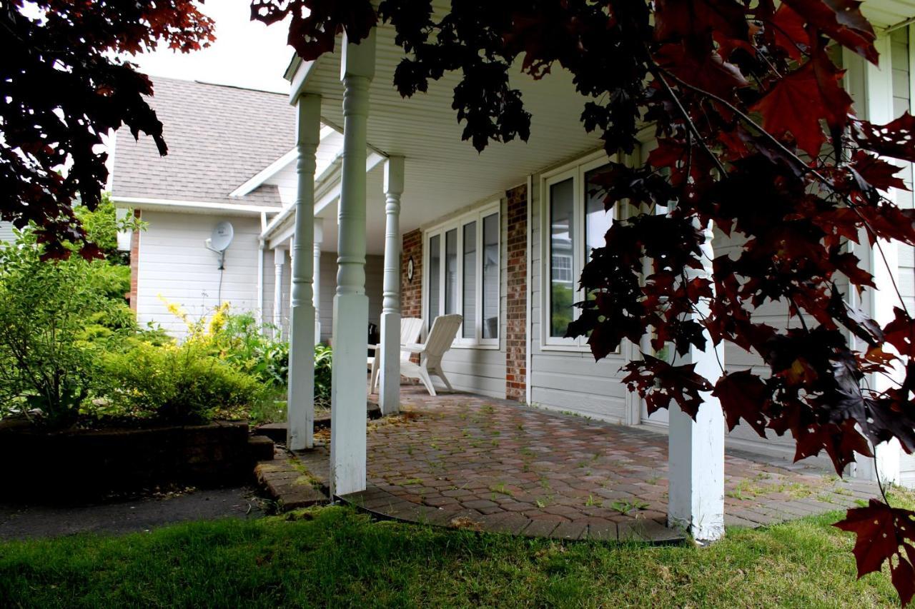 Mackenzie House B&B By Elevate Rooms Port Hawkesbury Dış mekan fotoğraf