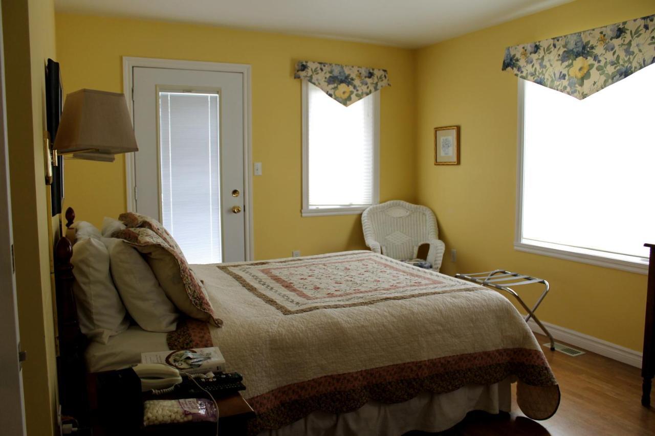 Mackenzie House B&B By Elevate Rooms Port Hawkesbury Dış mekan fotoğraf