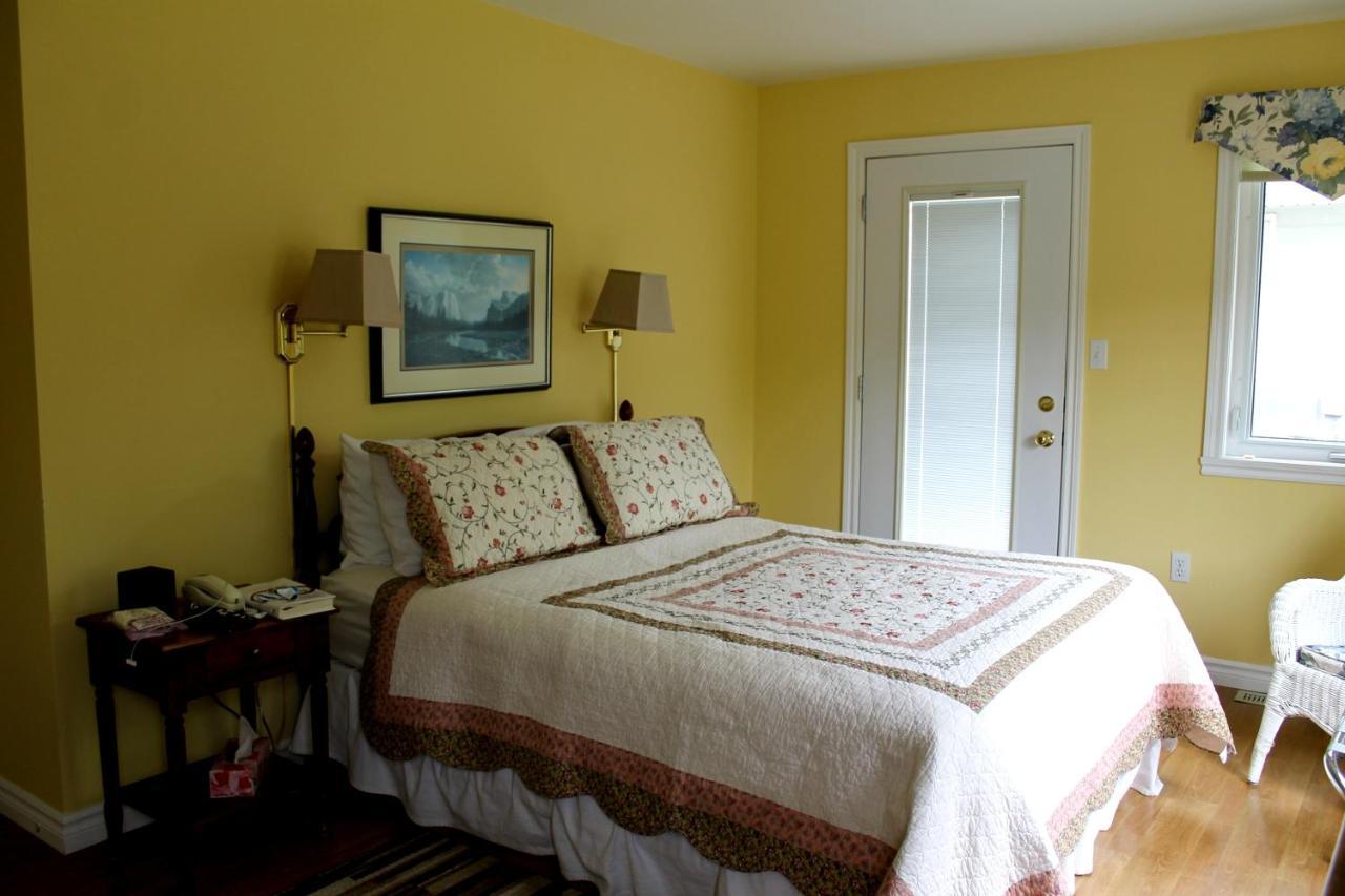 Mackenzie House B&B By Elevate Rooms Port Hawkesbury Dış mekan fotoğraf