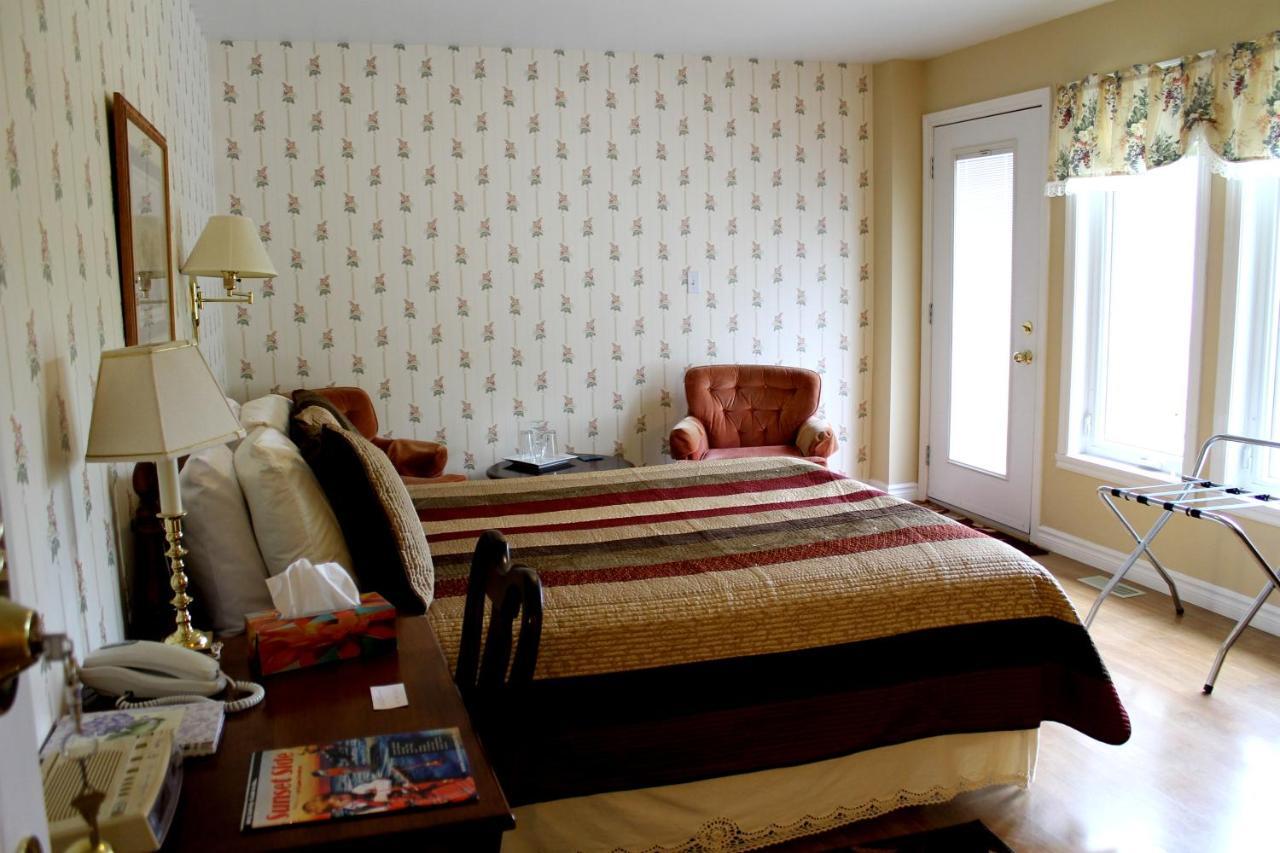 Mackenzie House B&B By Elevate Rooms Port Hawkesbury Dış mekan fotoğraf